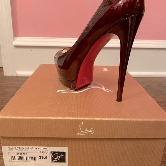 Christian Louboutin Palais Royal 140 Patent Ruby Red PeepToe Pumps - Picture 9 of 15